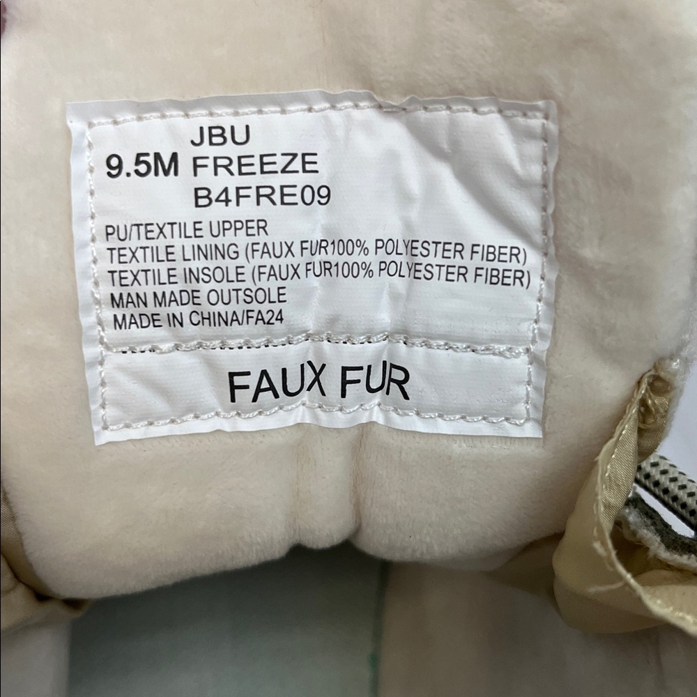 JBU freeze sneaker booties. Shearling. Velvety interior. Lace up. NIB. Size 9.5 - Picture 10 of 11